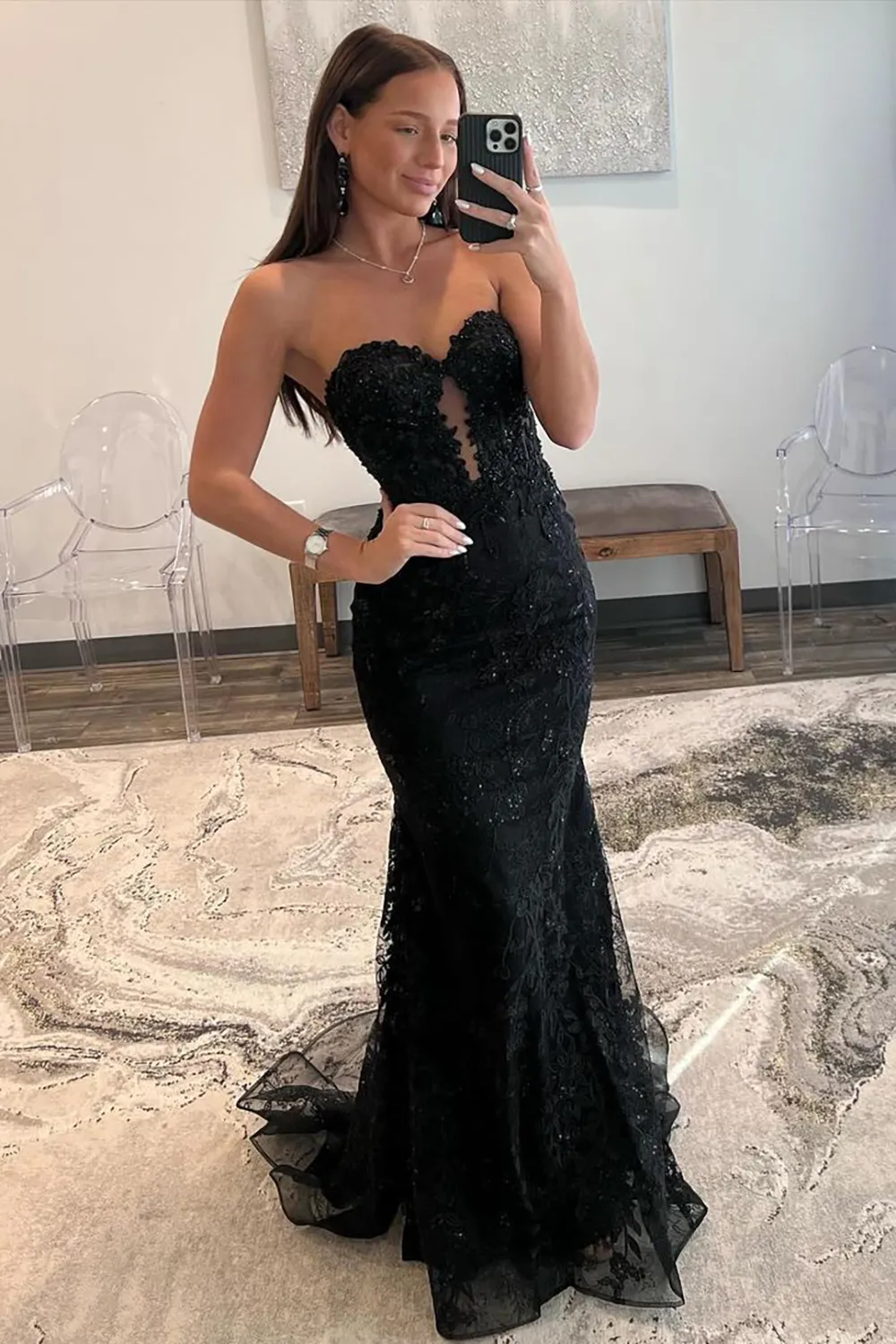 Backless Sequin Mermaid Prom Dress with Sweetheart Neckline and Delicate Appliques - Image 3