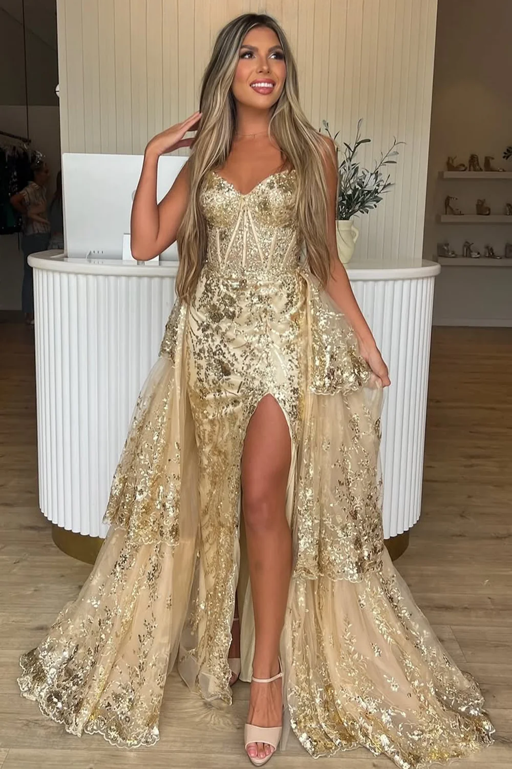 Gold Sequin Train Sweetheart A-Line Lace Long Prom Dress With Tiered Tulle Split - Image 3