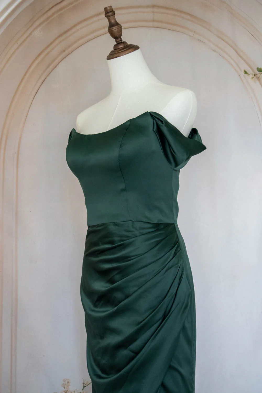 Charming Mermaid Off the Shoulder Green Long Prom Dress with Split Front - Image 6
