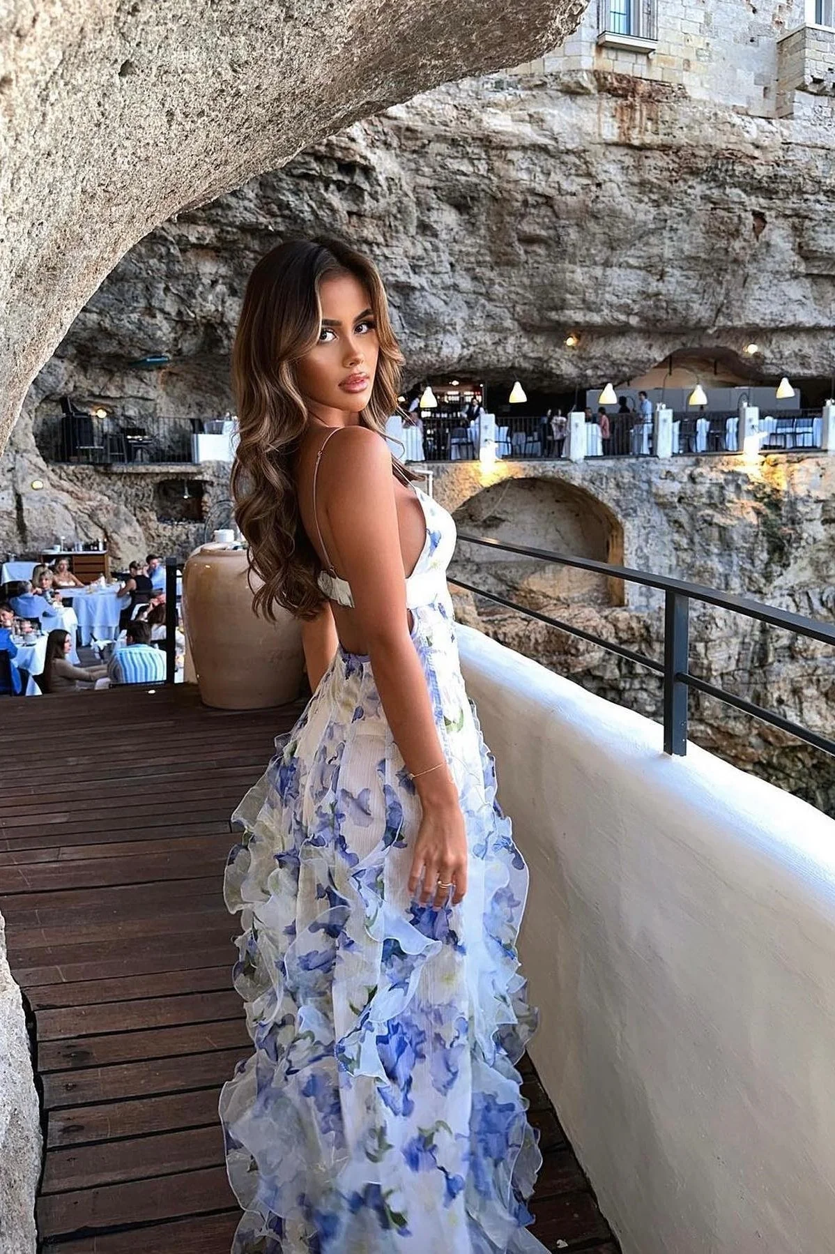Chic A Line Spaghetti Straps Blue Floral Printed Long Party Dress - Image 2