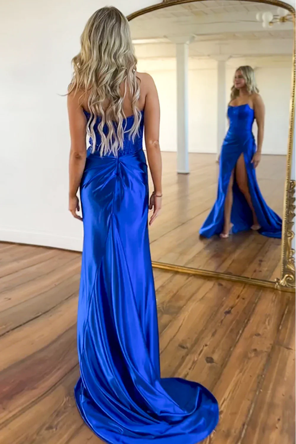 Chic Royal Blue Mermaid Strapless Beaded Top Long Satin Prom Dress - Image 2