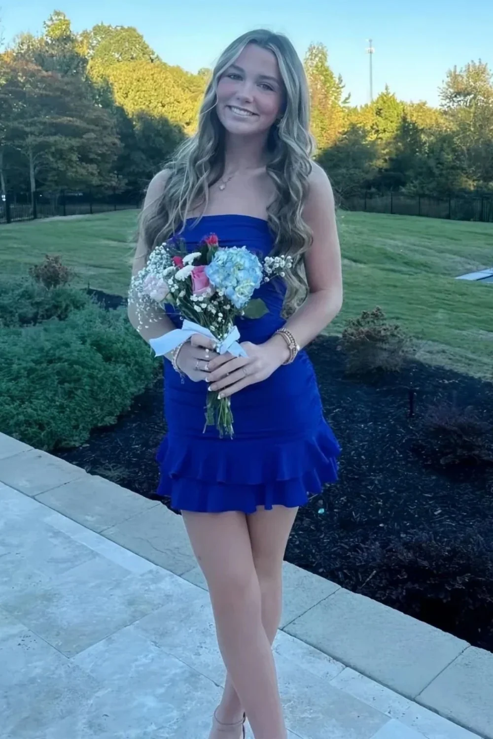 Chic Sheath Strapless Royal Blue Short Homecoming Dress with Ruffles - Image 2