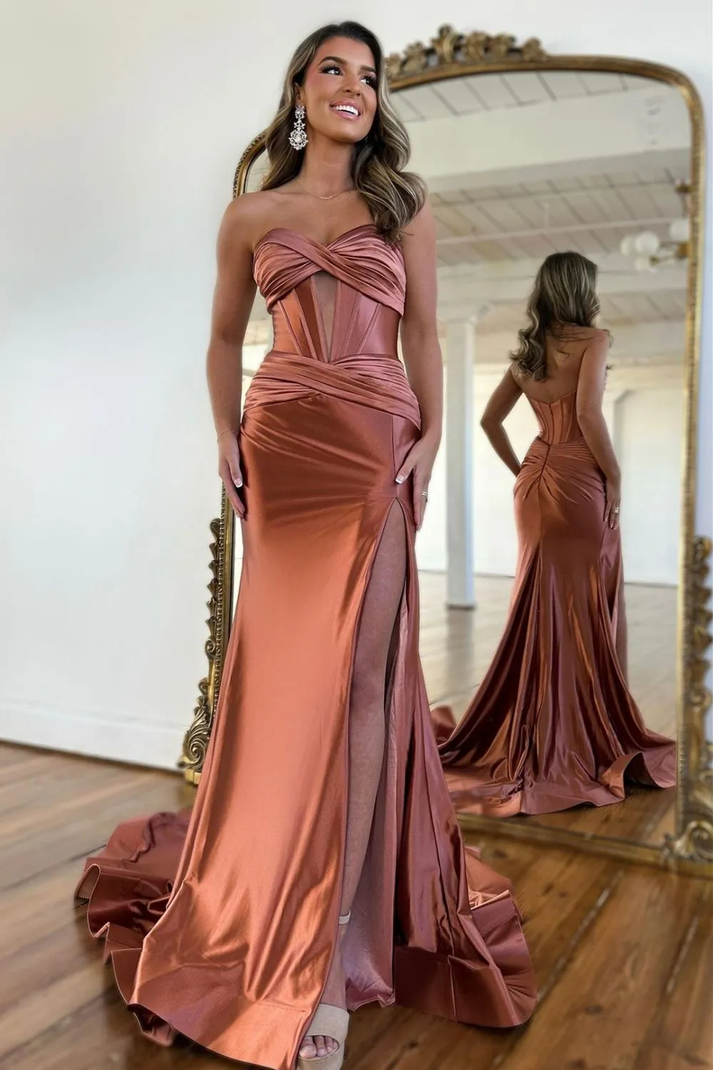 Chic Sweetheart Long Mermaid Satin Corset Prom Dress with High Slit - Image 16