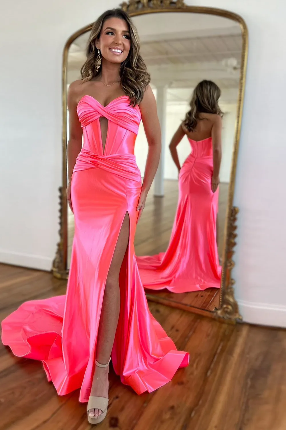 Chic Sweetheart Long Mermaid Satin Corset Prom Dress with High Slit - Image 22