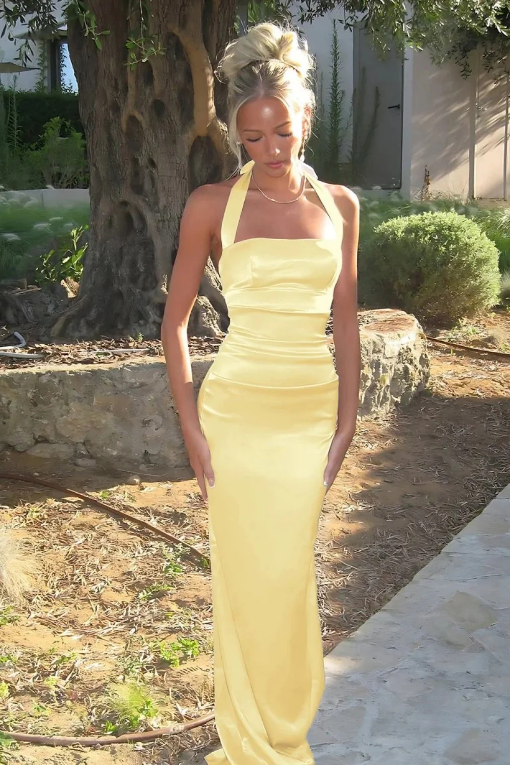 Classic Sheath Halter Neck Yellow Long Prom Dress with Bowknot - Image 7