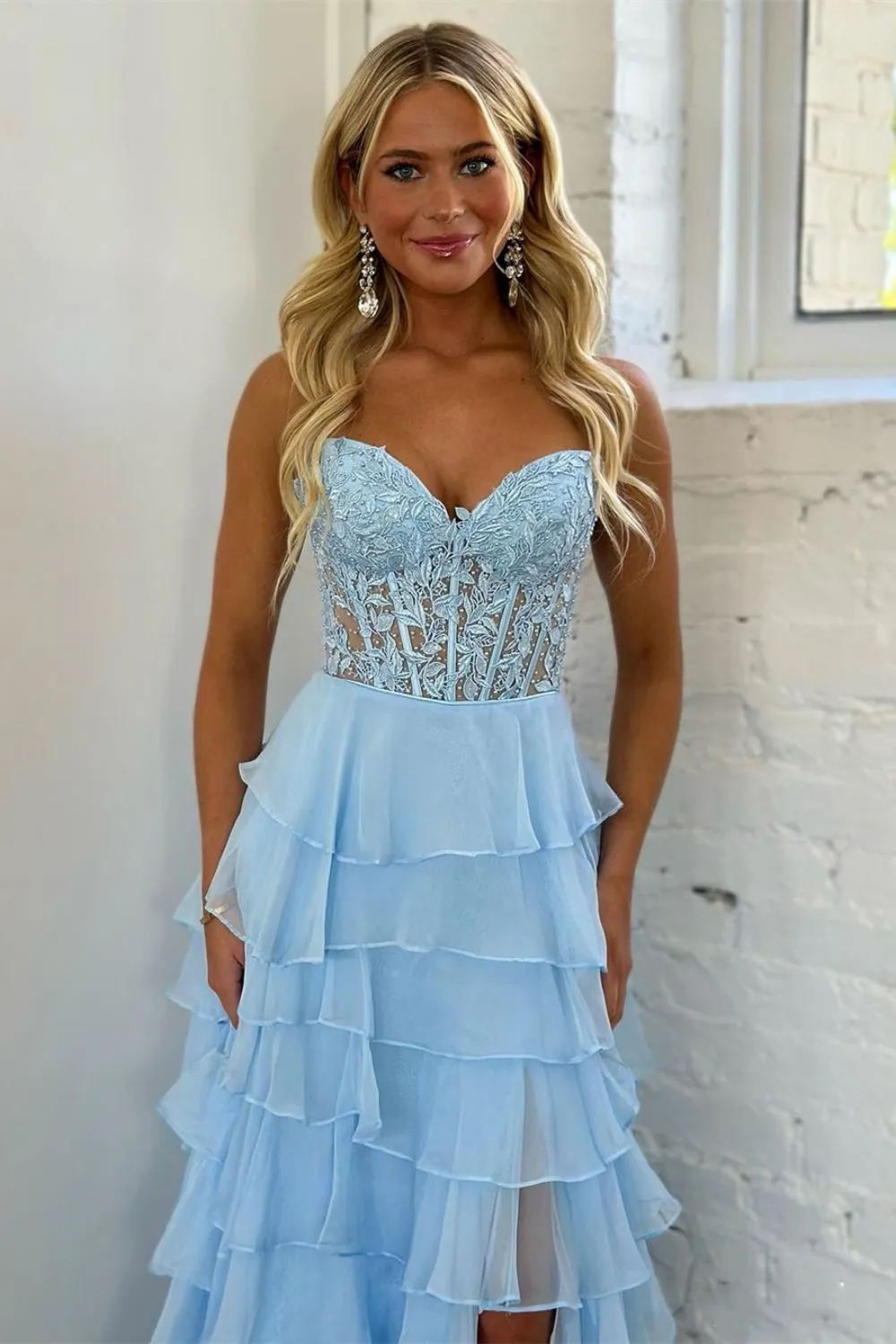 Cute Yellow Sweetheart Prom Dress with A Line Silhouette Tiered Chiffon and Slit - Image 6