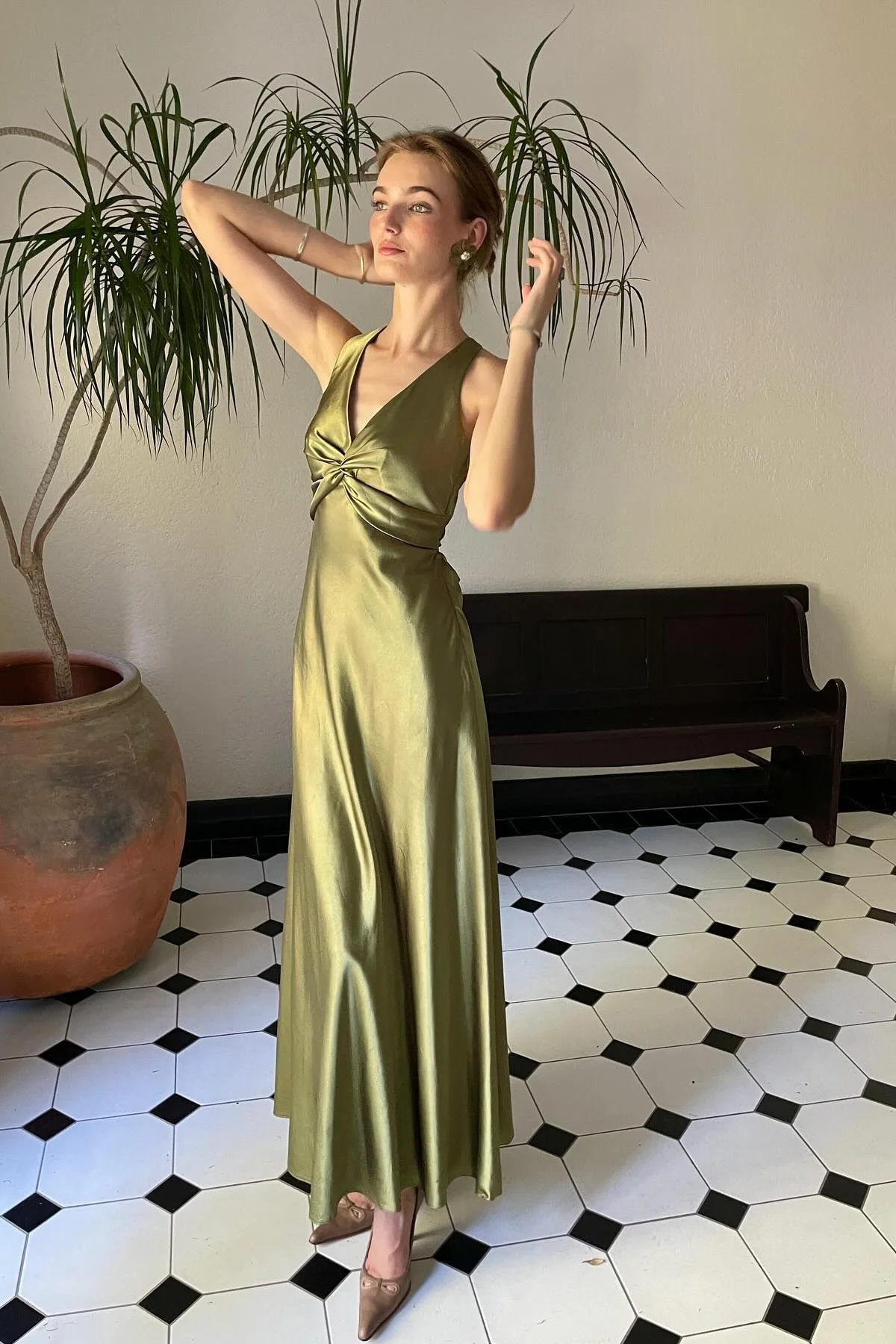 Stylish Sheath V Neck Green Long Party Dress with Open Back Bowknot - Image 21