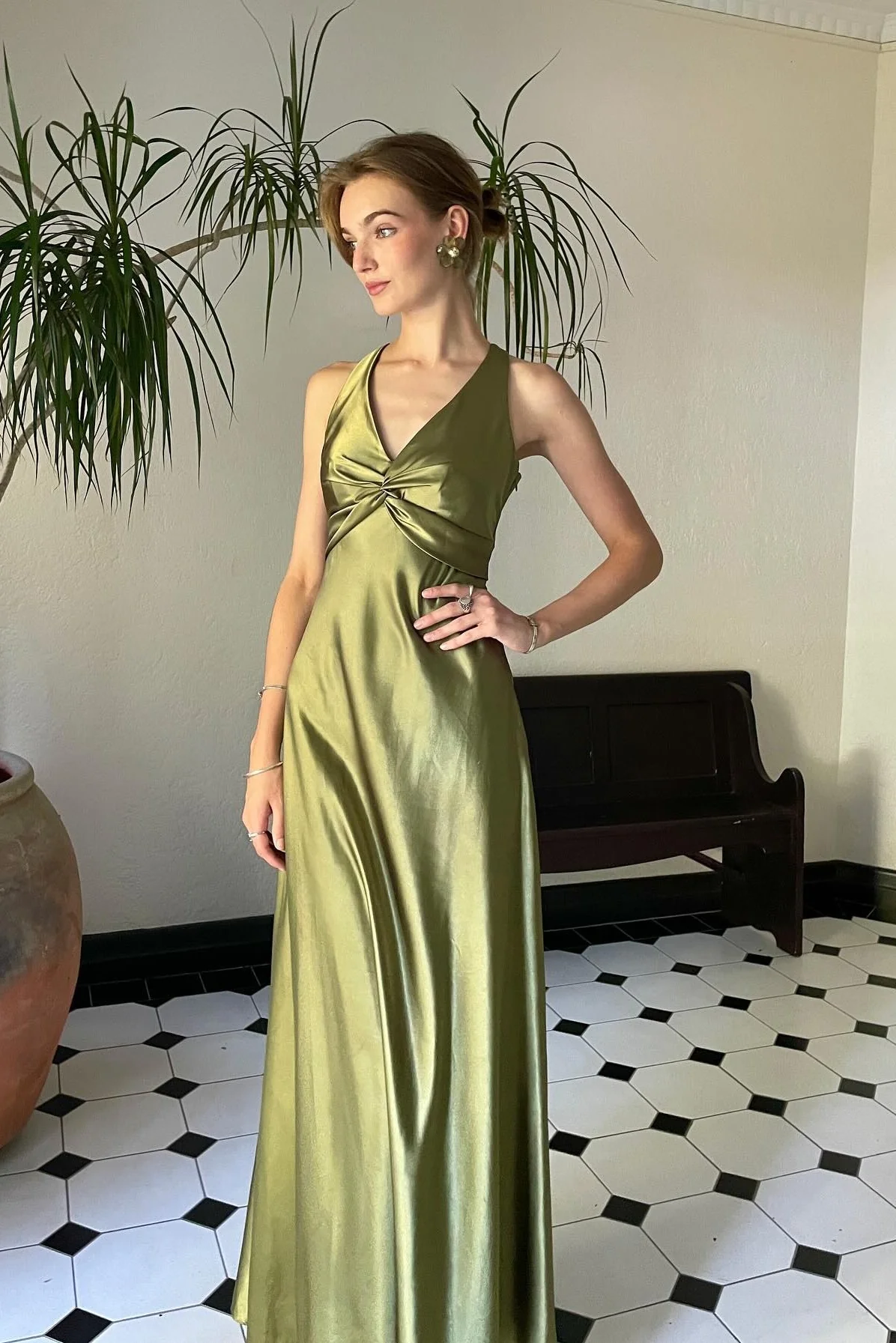 Stylish Sheath V Neck Green Long Party Dress with Open Back Bowknot - Image 22