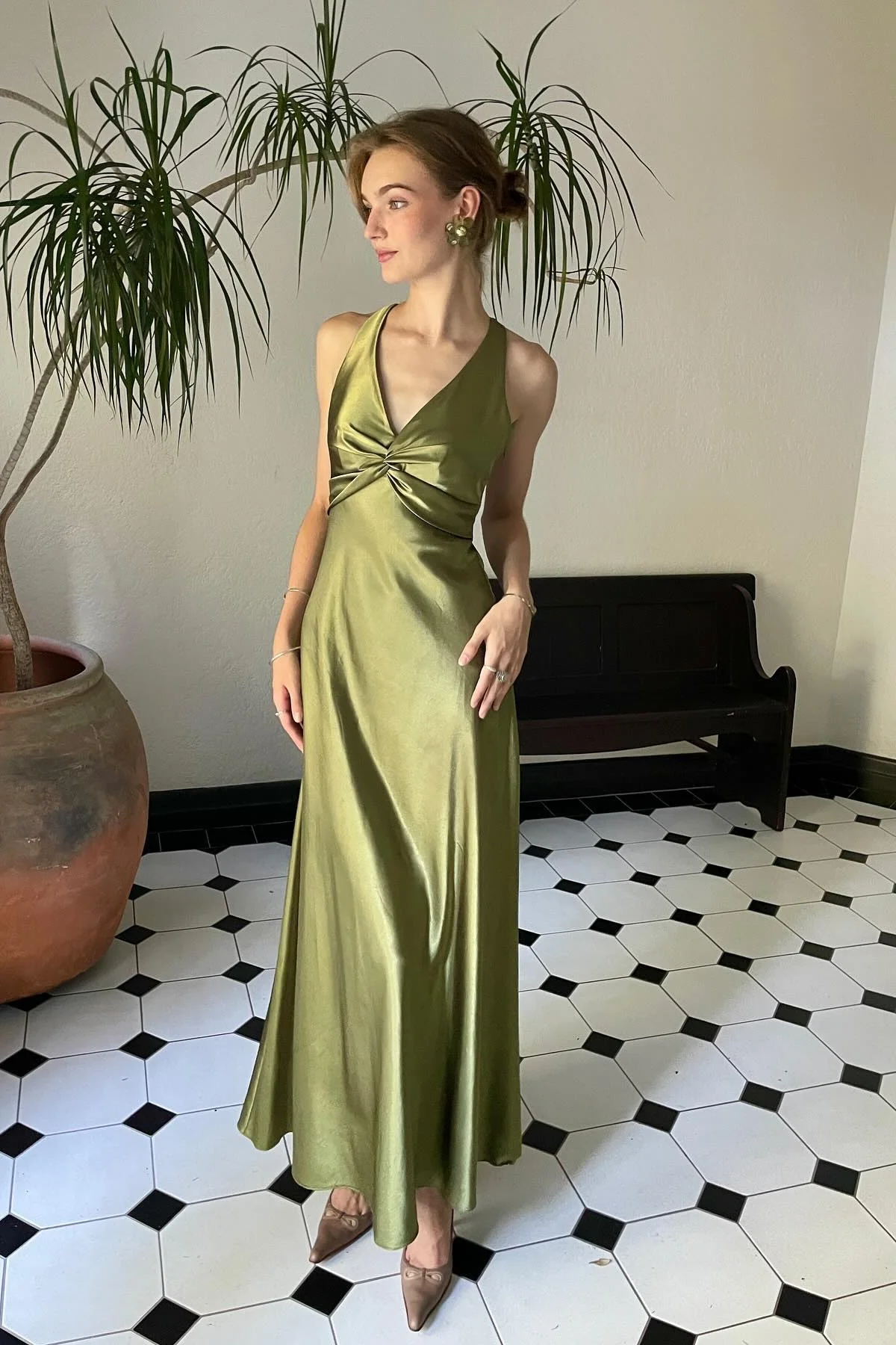 Stylish Sheath V Neck Green Long Party Dress with Open Back Bowknot - Image 25