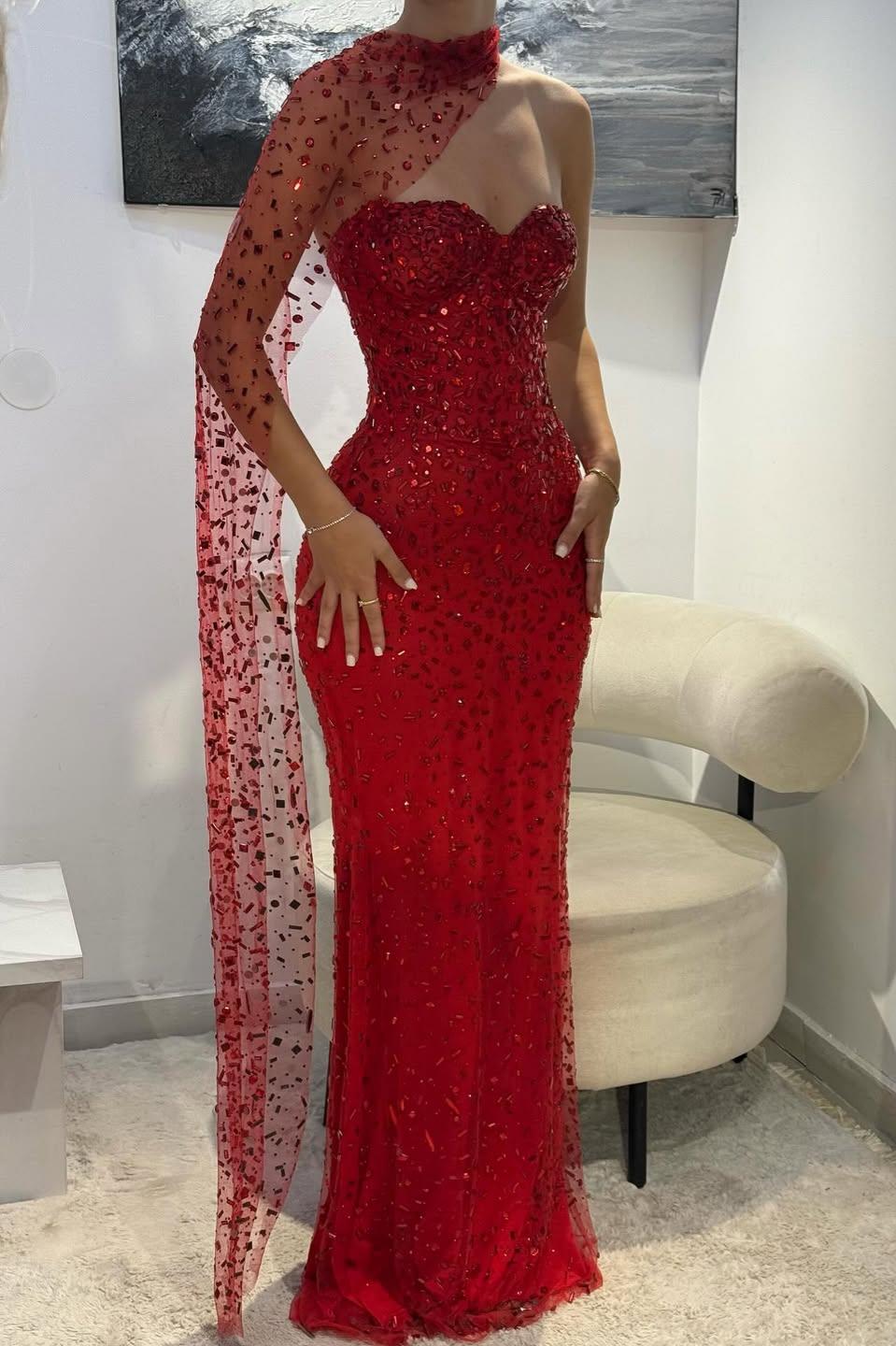 Elegant Red Sweetheart Beaded Fitted Mermaid Prom Dress with Scarf - Image 2