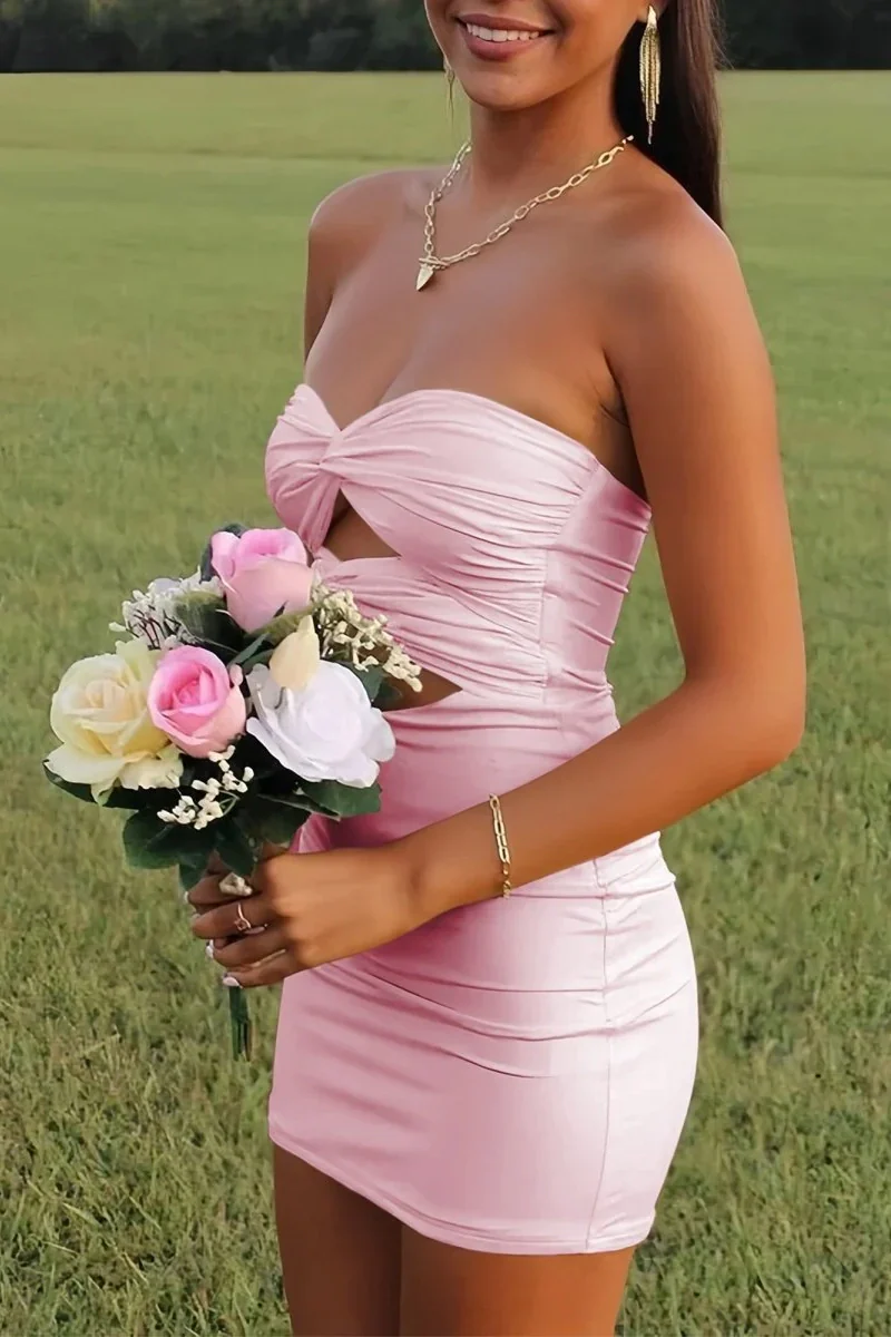 Elegant Strapless Yellow Ruched Bodycon Homecoming Dress with Cutout Detail - Image 17