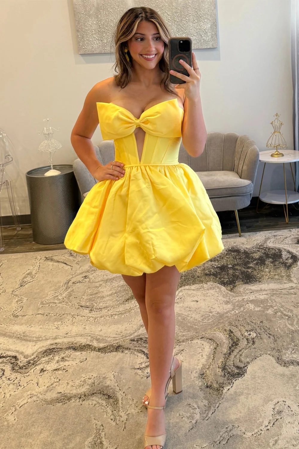 Glossy Satin A-Line Strapless Lace Up Short Homecoming Dress with Bowknot - Image 3