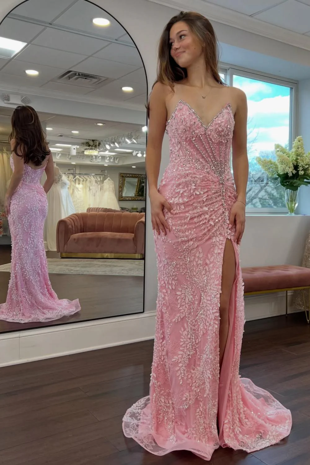 Gorgeous Mermaid Sweetheart Pink Long Prom Dress with Split Front Appliques - Image 3