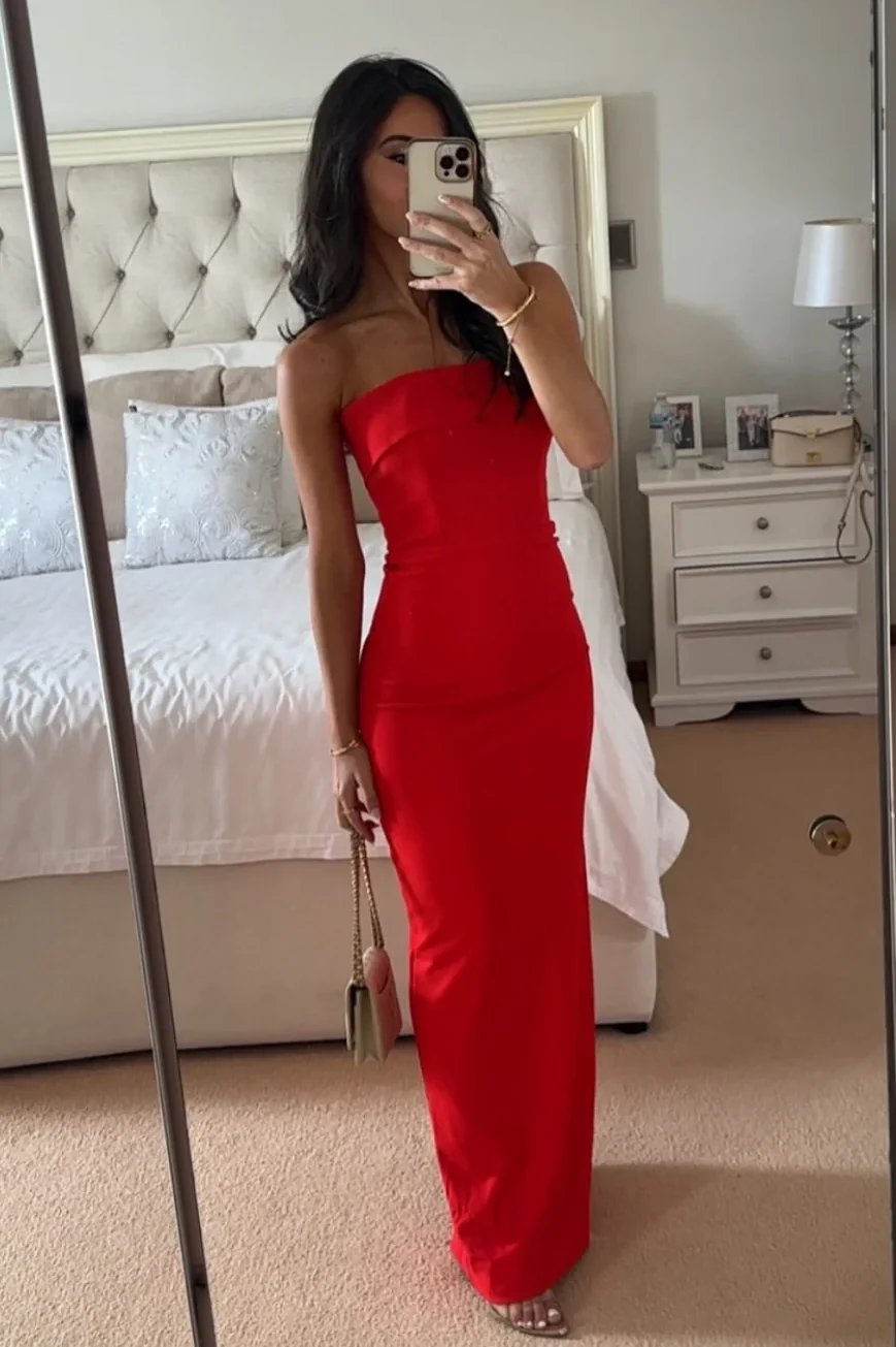Hot Mermaid Strapless Red Long Prom Dress with Ruched Slit - Image 5