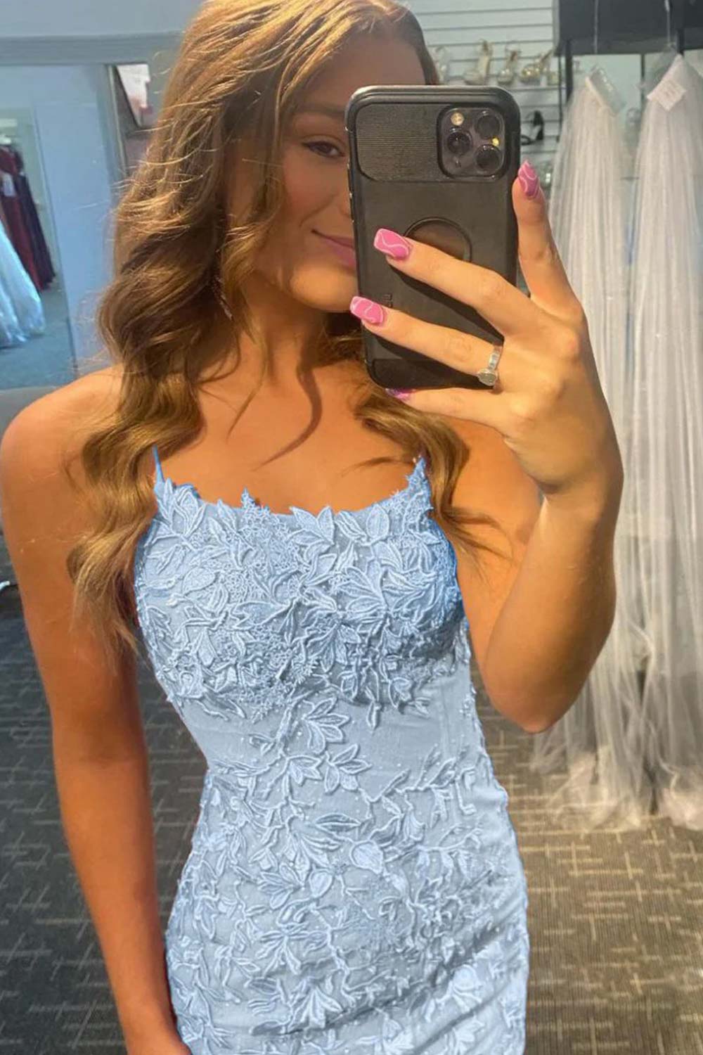 Lace Detail Bodycon Homecoming Dress with Corset-Style Back - Image 3