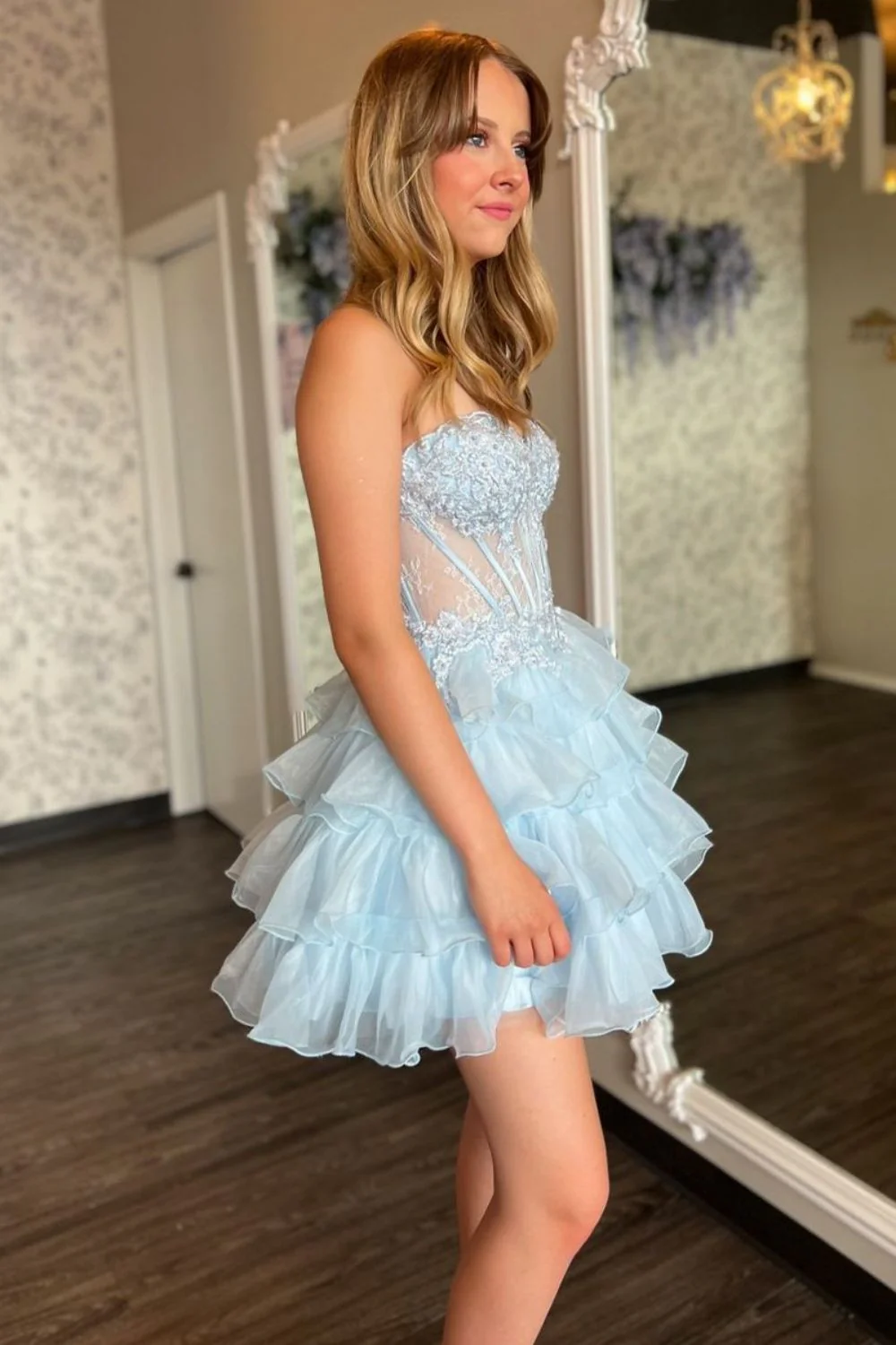Light Blue A-Line Sweetheart Lace Up Short Tiered Tulle Dress Homecoming Dress - Image 2