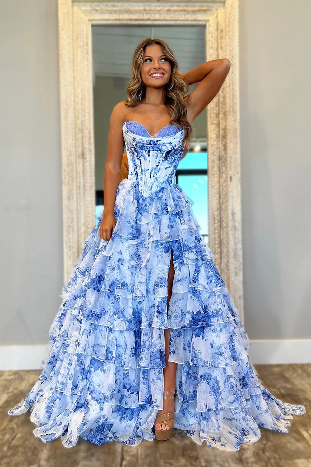 Light Blue Romantic A-Line Sweetheart Long Print Layered Tulle Prom Dress with Slit - Image 3