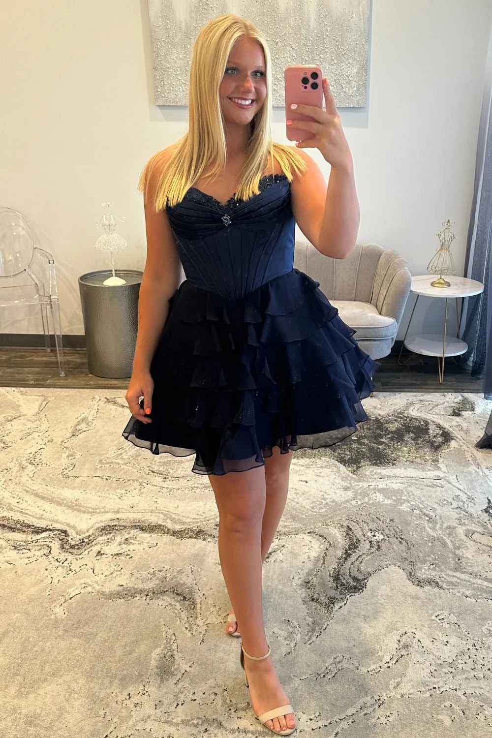Lovely A-Line Corset Homecoming Dress with Lace Trim and Tiered Ruffle Skirt - Image 10
