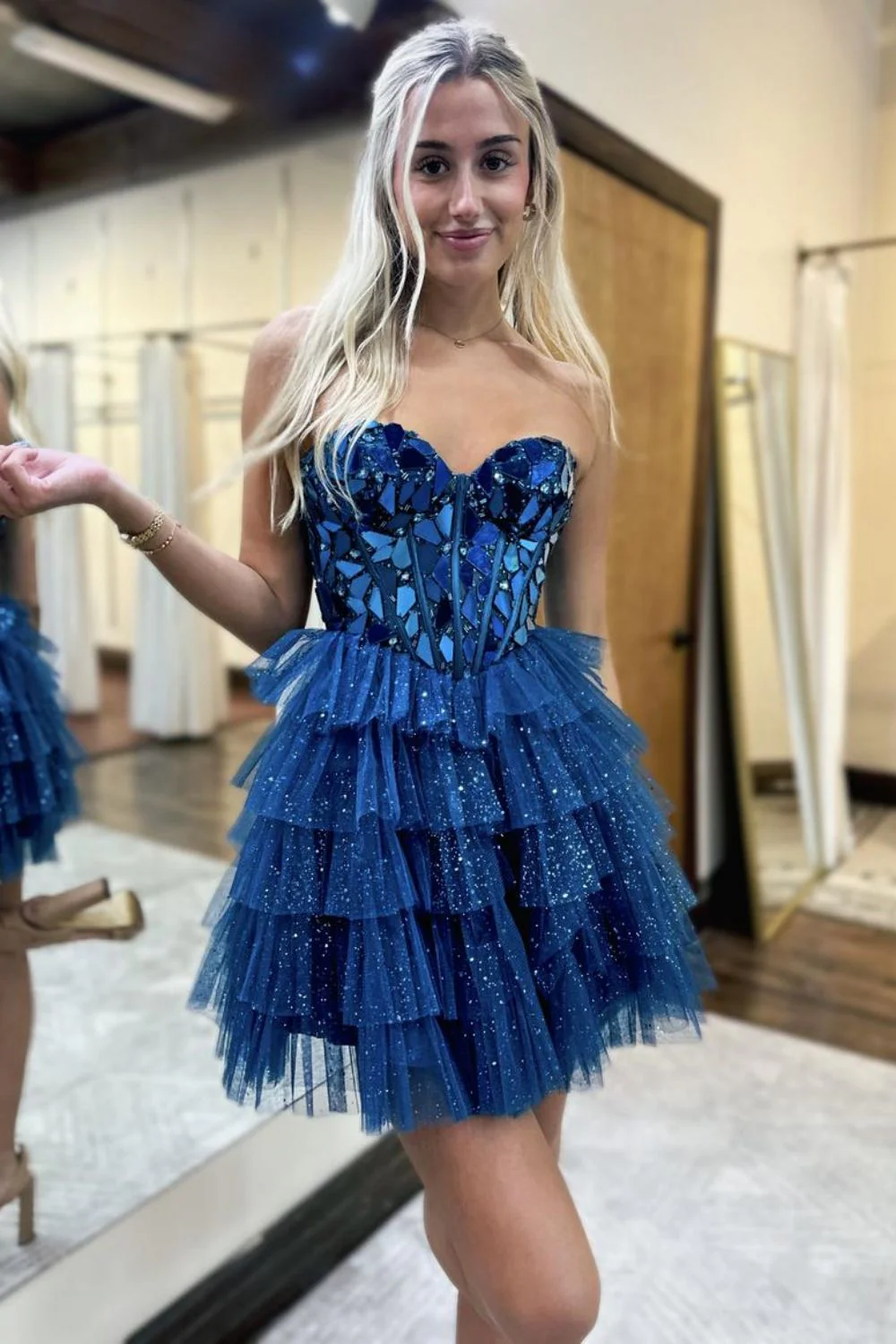 Lovely A Line Sweetheart Tulle Homecoming Dress with Short Tiered Skirt and Mirror Trim - Image 3
