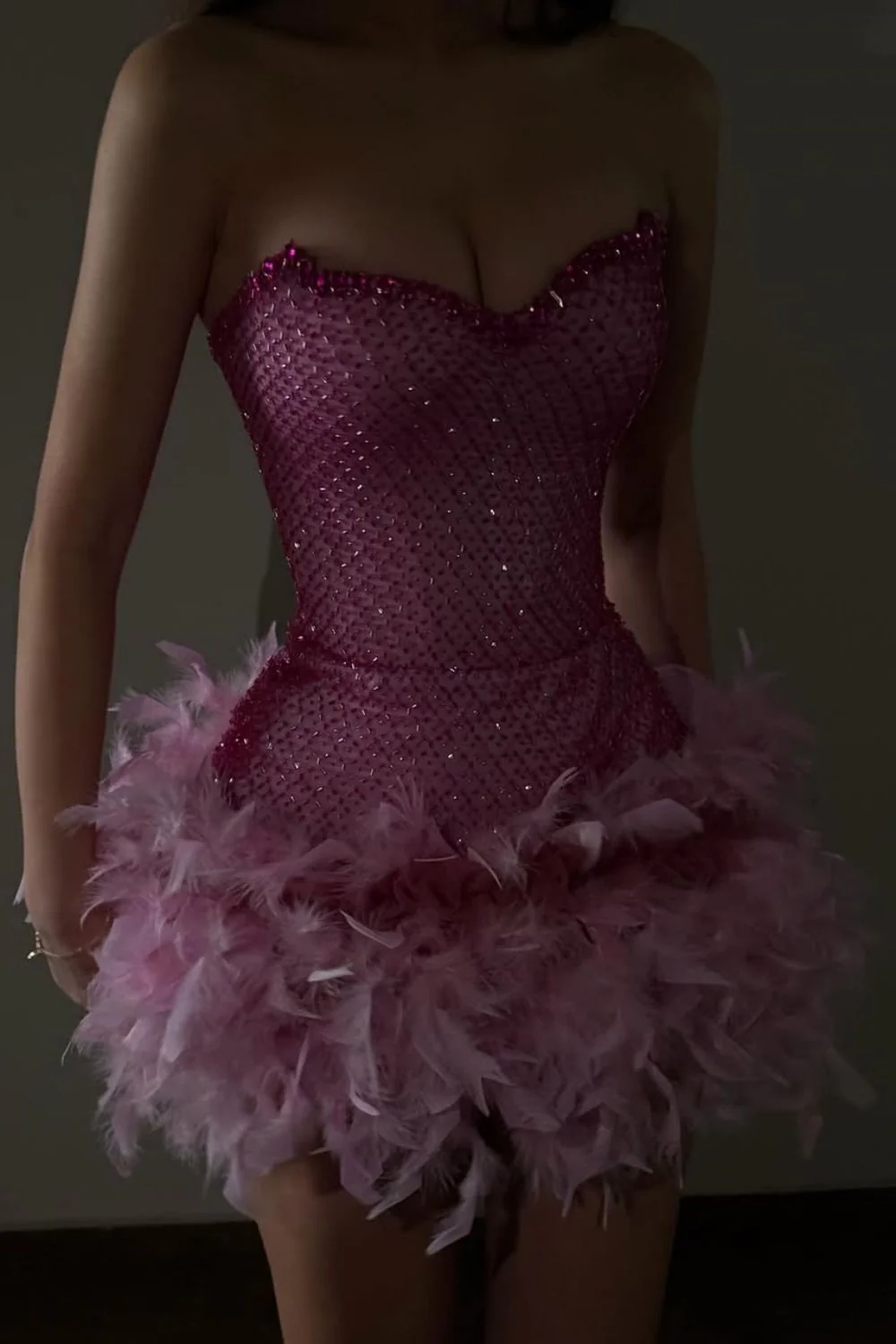 Luxurious Sparkly Beaded Top Short Tight Homecoming Dress with Feather - Image 6