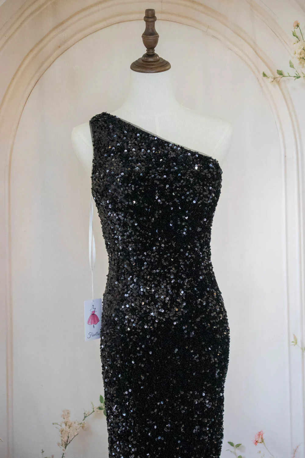 Mermaid One Shoulder Black Sequins Long Prom Dress with Open Back - Image 4
