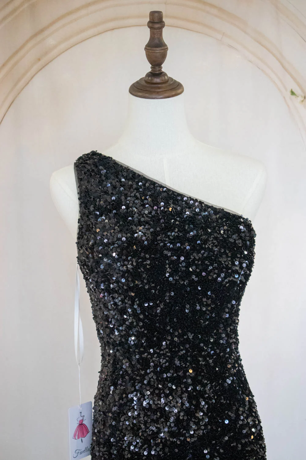 Mermaid One Shoulder Black Sequins Long Prom Dress with Open Back - Image 6