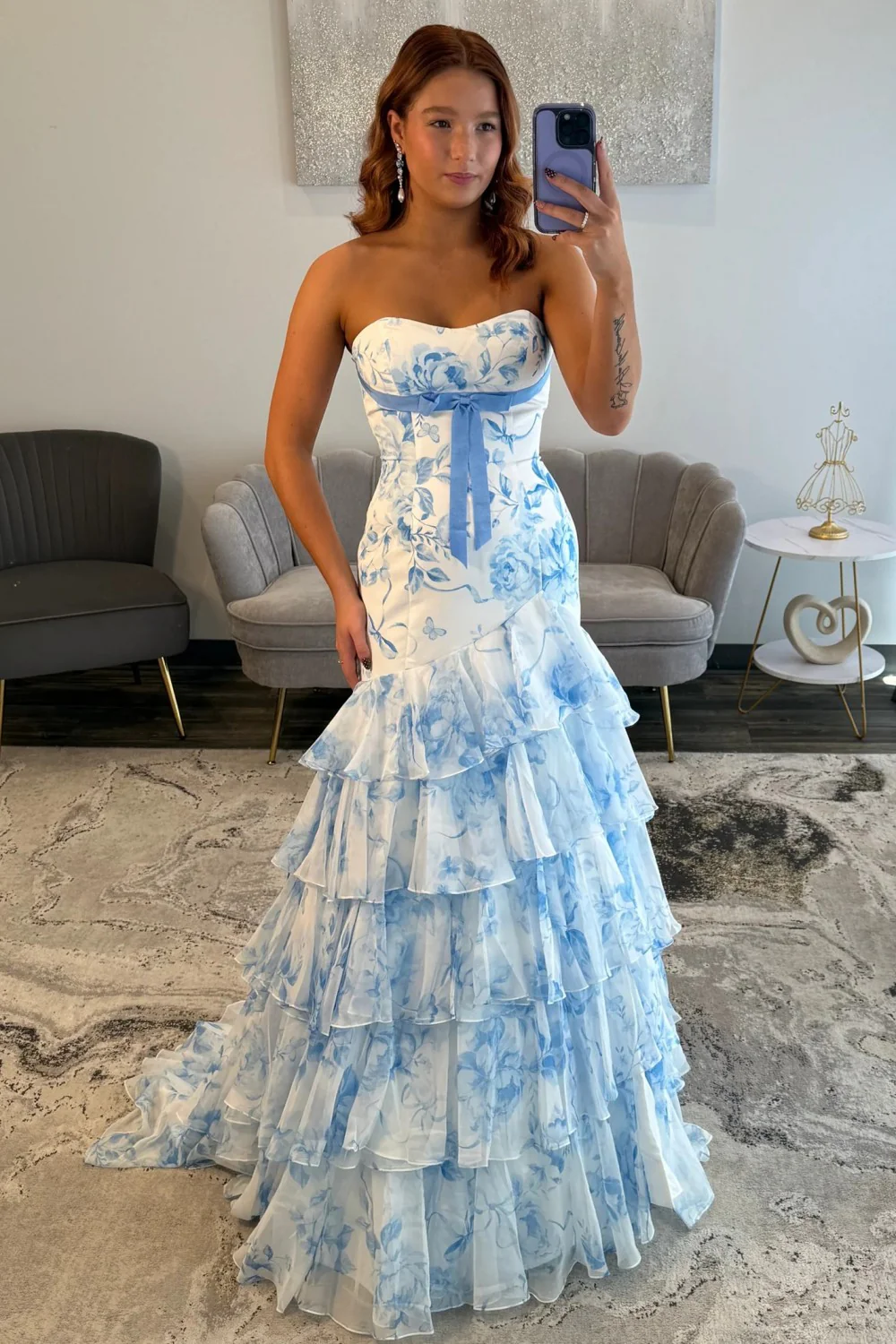 Romantic Blue Floral Corset Mermaid Prom Gwn with Layered Ruffle Hem - Image 4