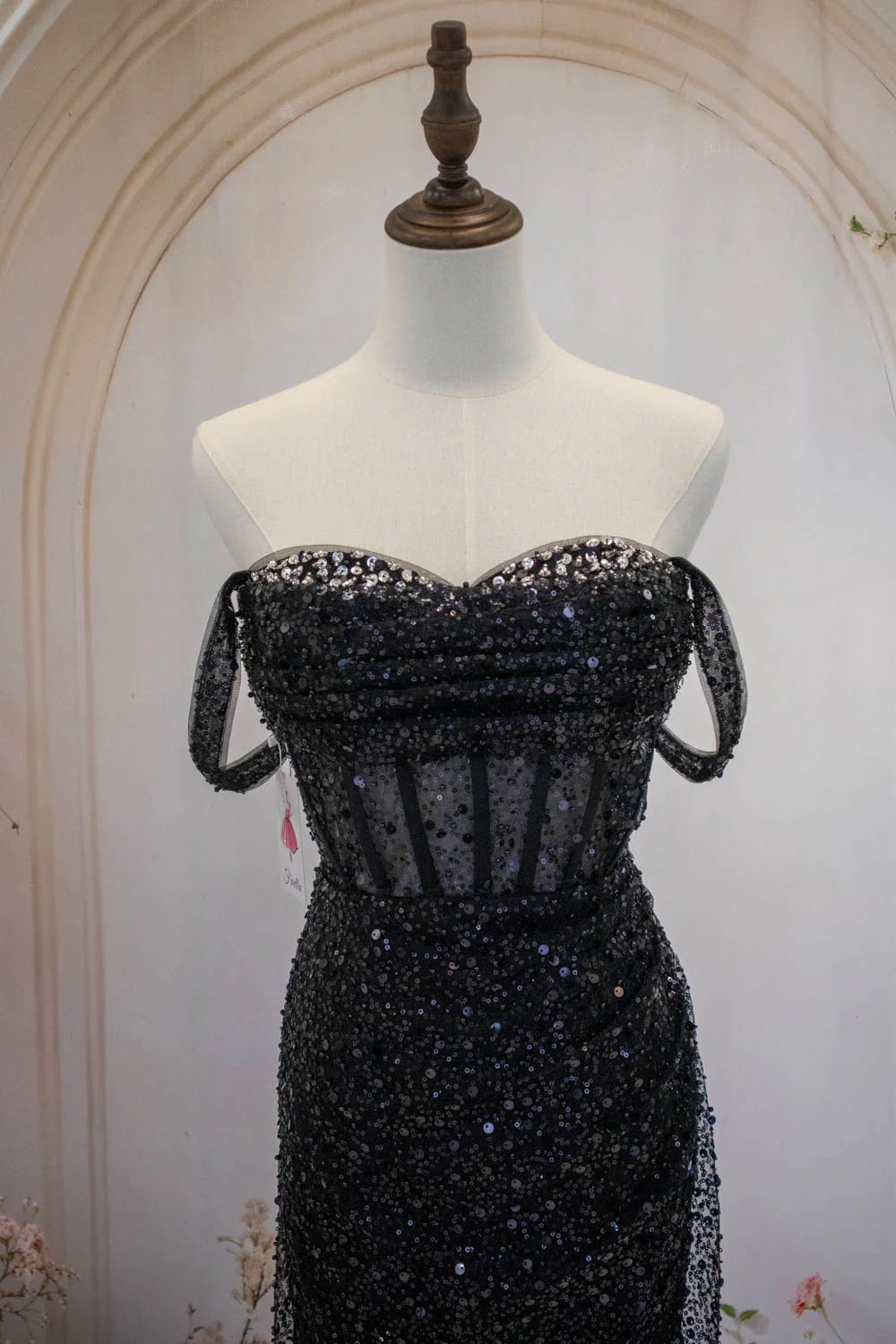 Sparkly Black Straps Short Tight Homecoming Dress with Sequin - Image 5