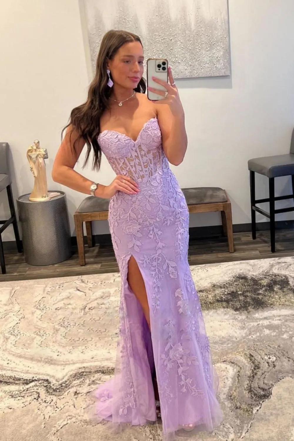 Stunning Mermaid Sweetheart Lilac Long Lace Corset Prom Dress with Appliques - Image 3