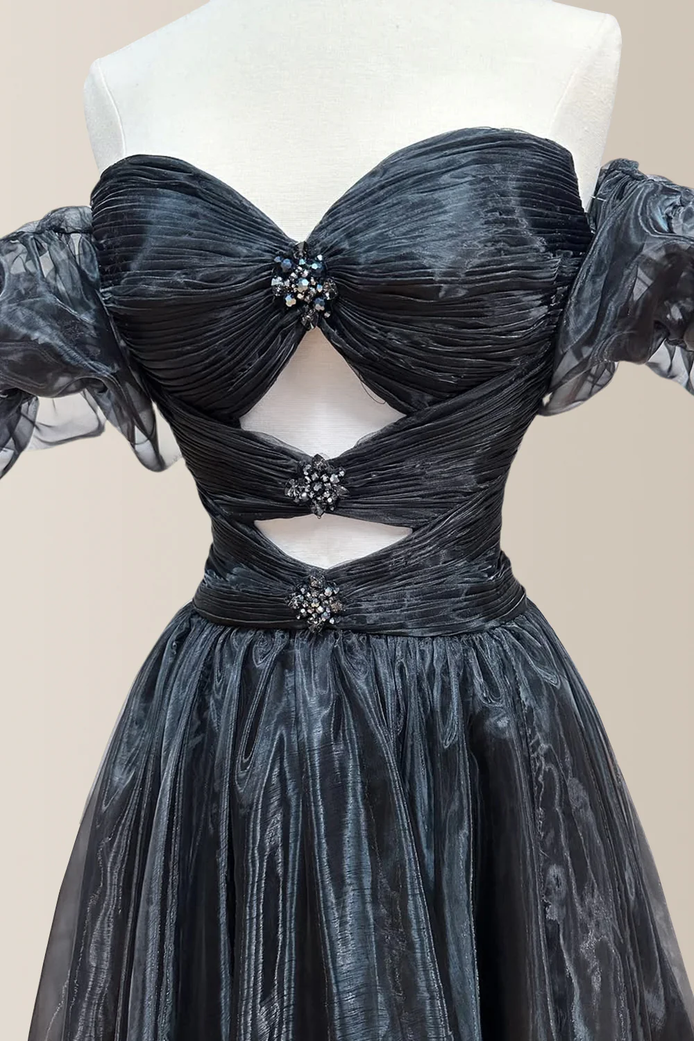 Stylish Black Off-The-Shoulder A-Line Prom Dress with Sheer Puff Sleeves & Cutout Beaded Bodice - Image 2