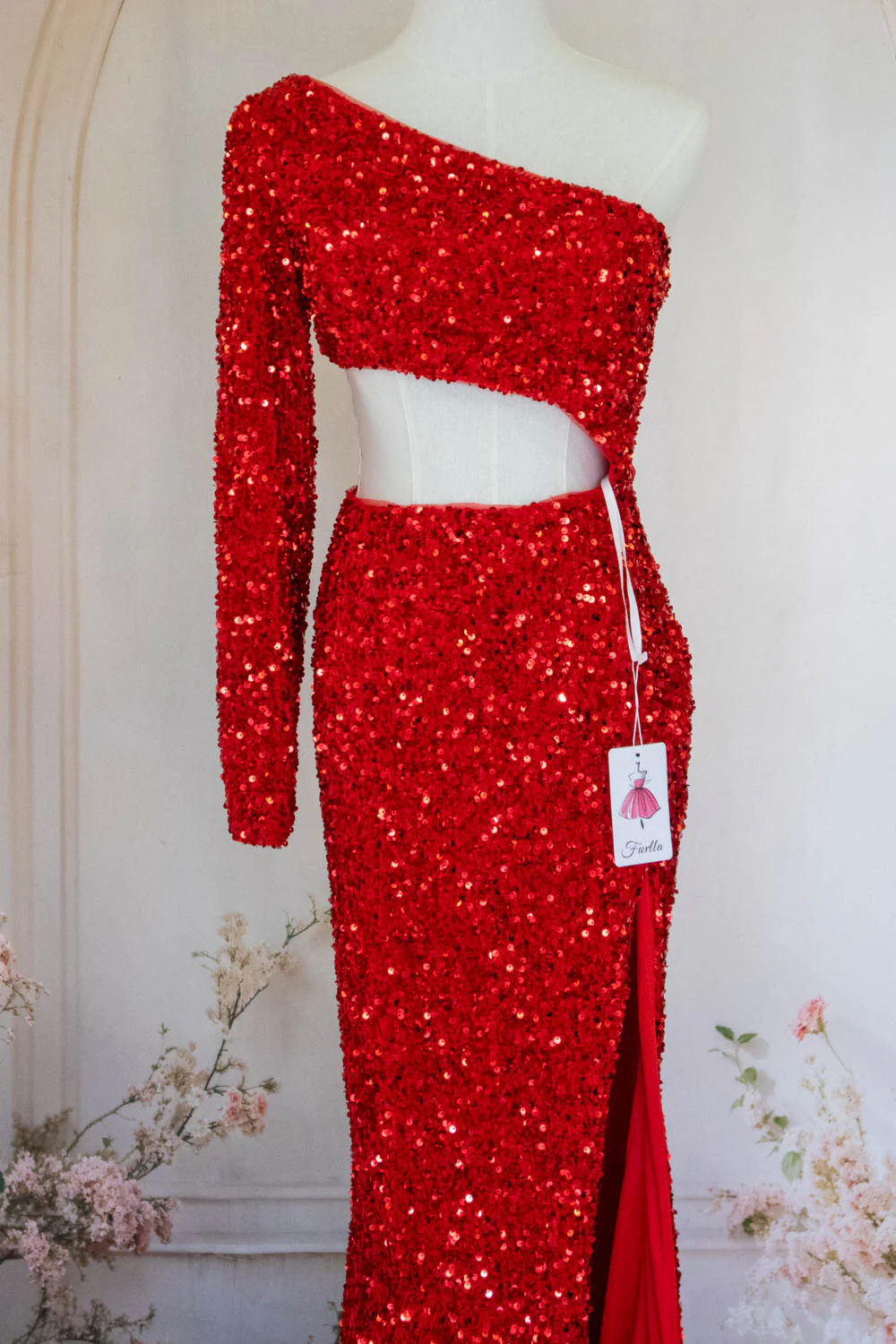 Stylish Mermaid One Shoulder Red Sequins Long Prom Dress with Keyhole - Image 4