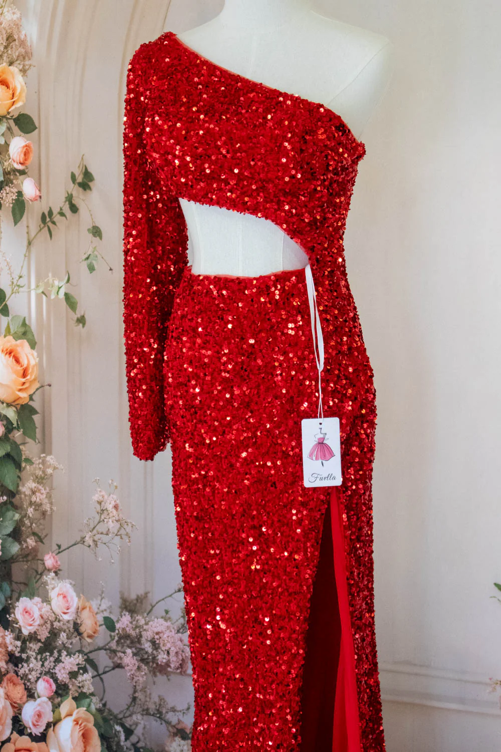 Stylish Mermaid One Shoulder Red Sequins Long Prom Dress with Keyhole - Image 5