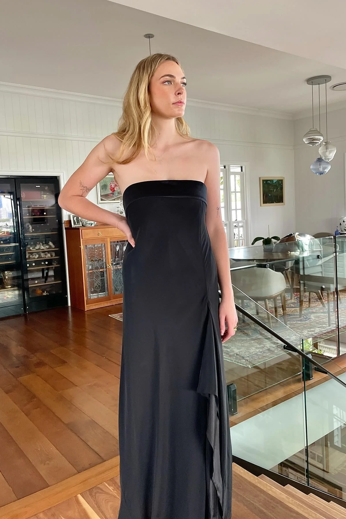 Stylish Sheath Strapless Black Long Party Dress with Ruffles - Image 5