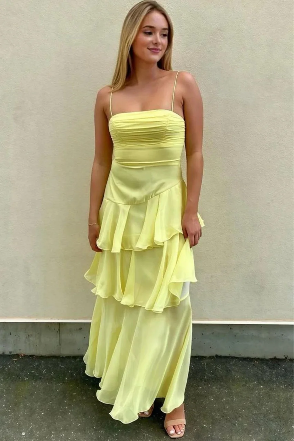 Stylish Yellow Spaghetti Straps Lace Up Tiered Chiffon Prom Gown - Image 3