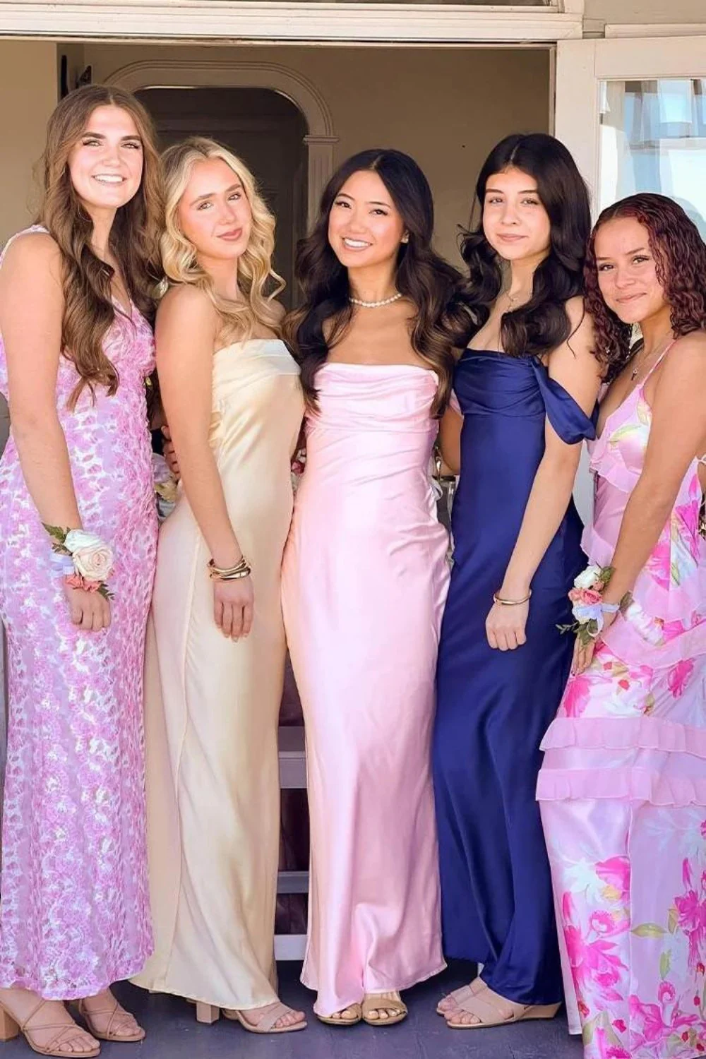Trendy Sheath Off the Shoulder Lilac Prom Dress with Ruched - Image 12