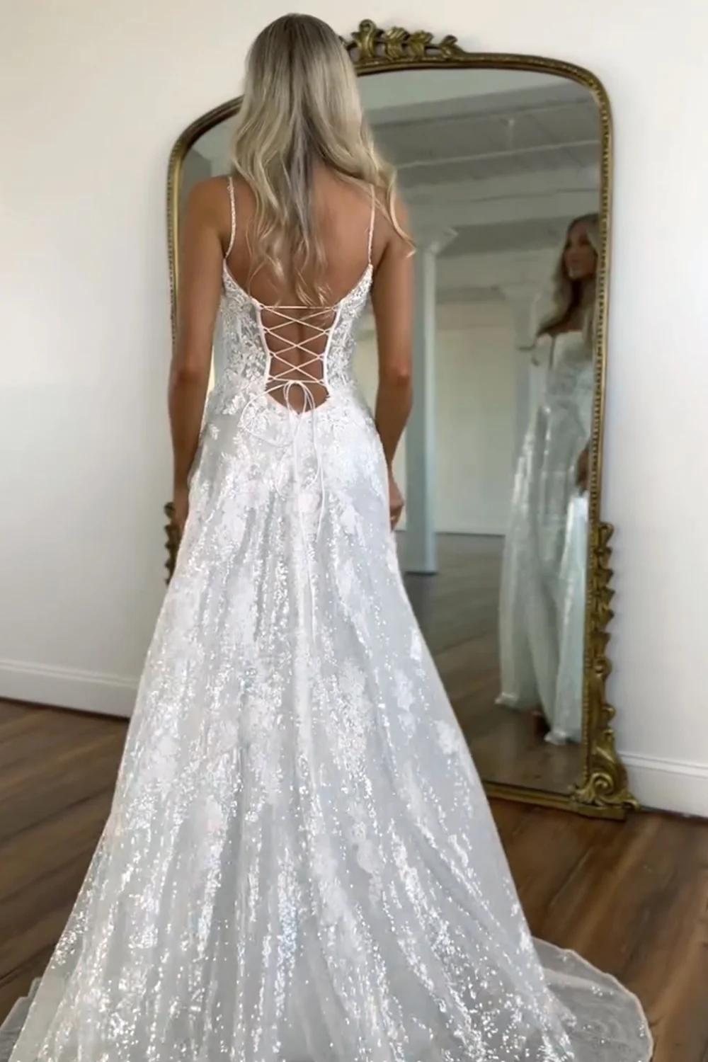White A-Line Spaghetti Straps Lace Up long Prom Dress with Slit and Appliques - Image 3