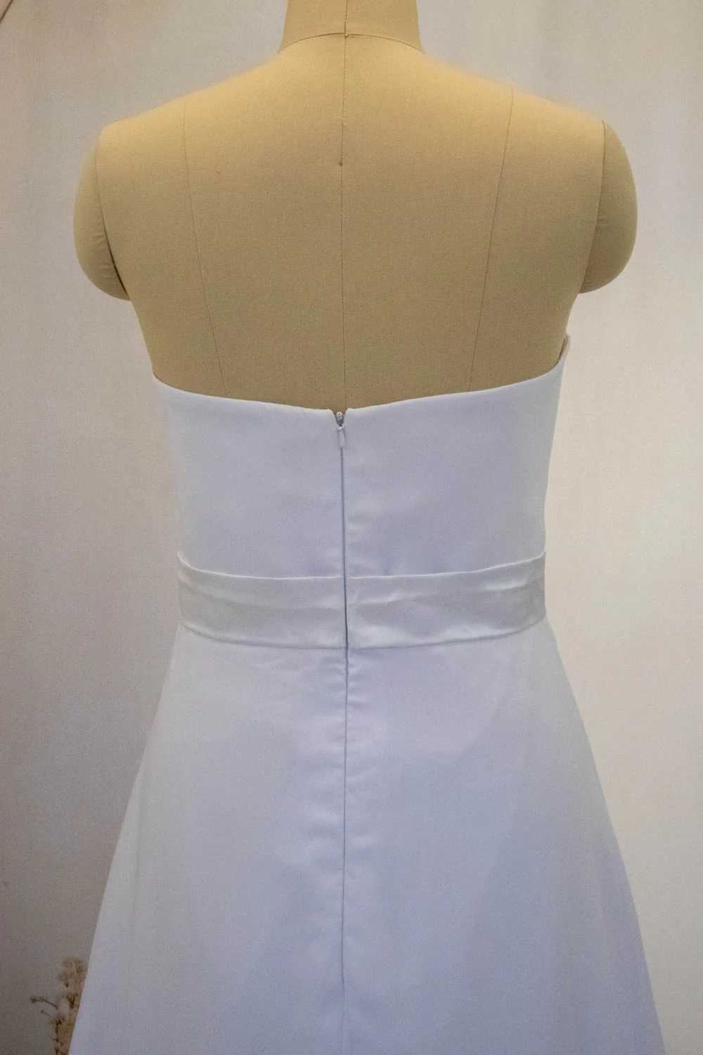 White Sheath Long Simple Satin Wedding Dress with Detachable Lace Shawl - Image 9