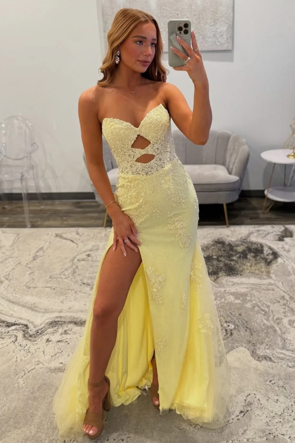 Yellow Sweetheart Lace Up Cutout Prom Dress with Lace Details - Image 5